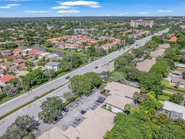 11160 W Sample Rd 11160, Coral Springs FL 33065