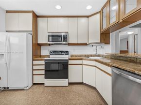 11160 W Sample Rd 11160, Coral Springs FL 33065