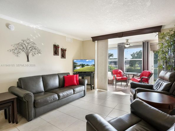 2751 N Pine Island Rd 105, Sunrise FL 33322