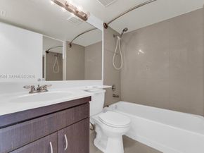 3300 NE 192nd St 1414, Aventura FL 33180