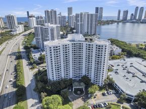 3300 NE 192nd St 1414, Aventura FL 33180