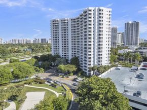 3300 NE 192nd St 1414, Aventura FL 33180