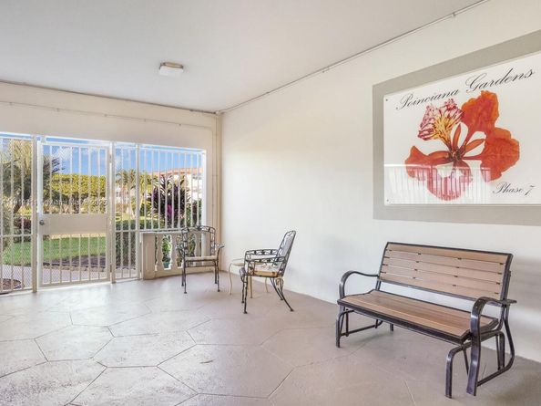 4705 NW 35th St 616, Lauderdale Lakes FL 33319