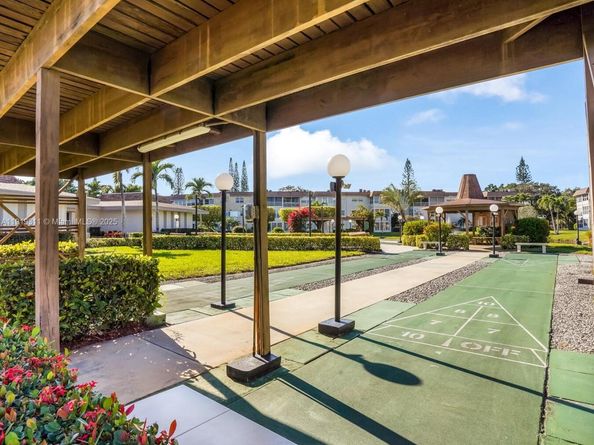 4705 NW 35th St 616, Lauderdale Lakes FL 33319