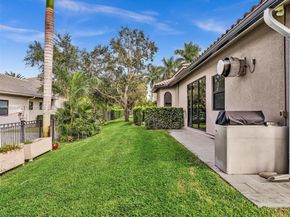 1021 NW 115th Ave, Plantation FL 33323