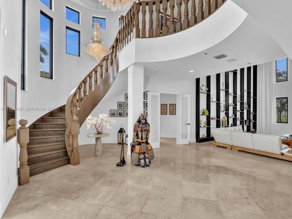 1021 NW 115th Ave, Plantation FL 33323