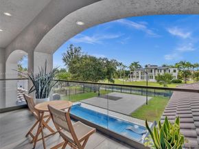 1021 NW 115th Ave, Plantation FL 33323