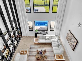 1021 NW 115th Ave, Plantation FL 33323