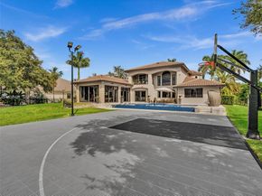 1021 NW 115th Ave, Plantation FL 33323