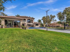 1021 NW 115th Ave, Plantation FL 33323