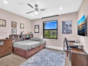 1021 NW 115th Ave, Plantation FL 33323