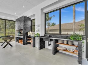 1021 NW 115th Ave, Plantation FL 33323