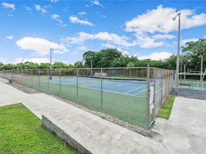 3110 Holiday Springs Blvd 105, Margate FL 33063