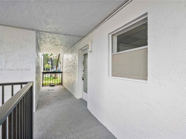 3110 Holiday Springs Blvd 105, Margate FL 33063