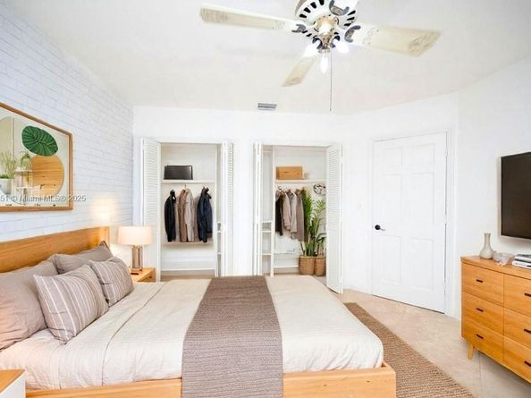 9881 SW 1st Ct, Plantation FL 33324