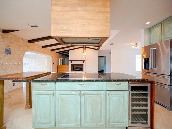 9881 SW 1st Ct, Plantation FL 33324