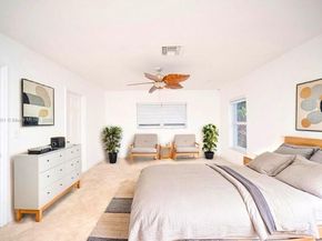 9881 SW 1st Ct, Plantation FL 33324