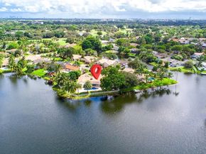 9881 SW 1st Ct, Plantation FL 33324