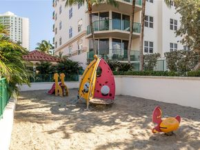 19900 E Country Club Dr PH18, Aventura FL 33180