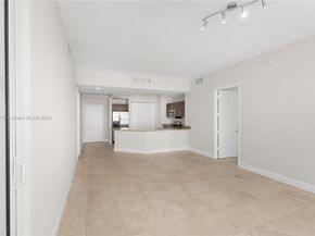 19900 E Country Club Dr PH18, Aventura FL 33180