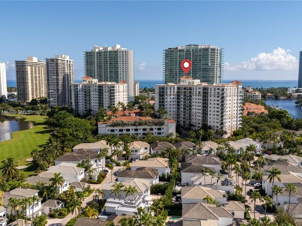 19900 E Country Club Dr PH18, Aventura FL 33180