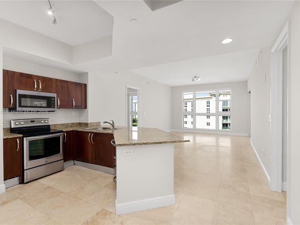 19900 E Country Club Dr PH18, Aventura FL 33180