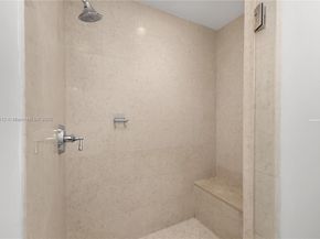 19900 E Country Club Dr PH18, Aventura FL 33180