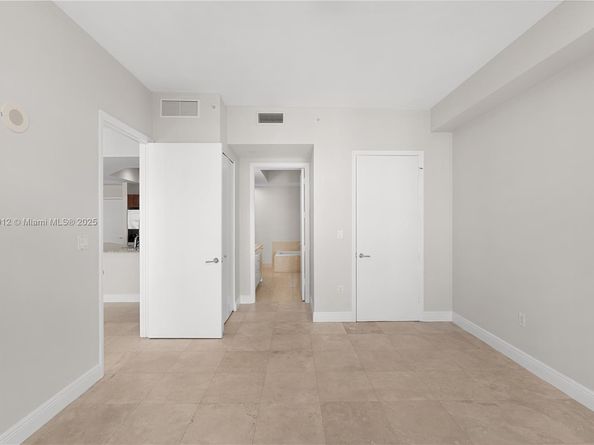 19900 E Country Club Dr PH18, Aventura FL 33180