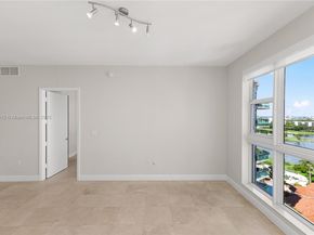 19900 E Country Club Dr PH18, Aventura FL 33180