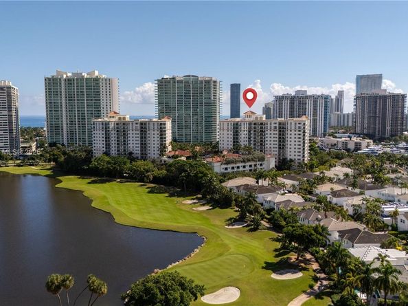 19900 E Country Club Dr PH18, Aventura FL 33180