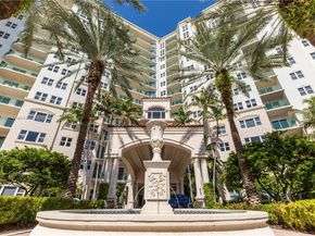 19900 E Country Club Dr PH18, Aventura FL 33180