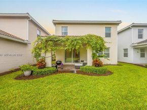 932 Banyan Dr, Hollywood FL 33021