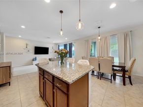 932 Banyan Dr, Hollywood FL 33021