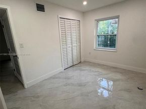 13720 NW 4th Ct, North Miami FL 33168