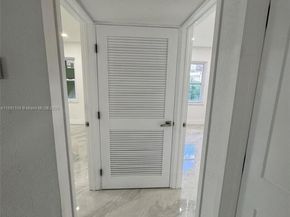 13720 NW 4th Ct, North Miami FL 33168