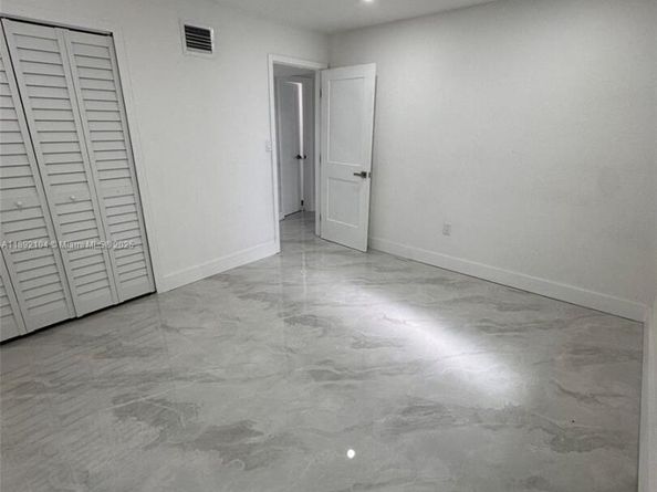 13720 NW 4th Ct, North Miami FL 33168