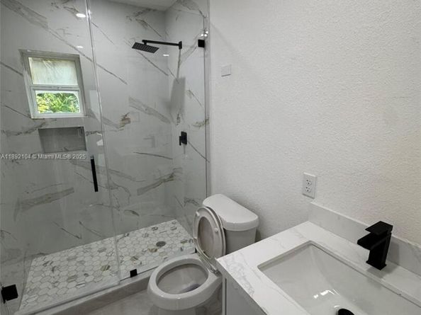 13720 NW 4th Ct, North Miami FL 33168