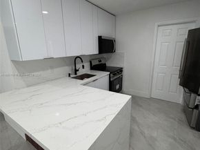 13720 NW 4th Ct, North Miami FL 33168