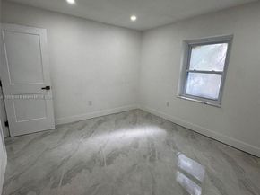 13720 NW 4th Ct, North Miami FL 33168