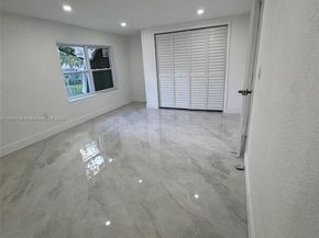 13720 NW 4th Ct, North Miami FL 33168