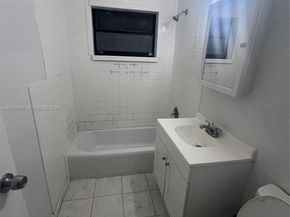 700 N 68th Way, Hollywood FL 33024