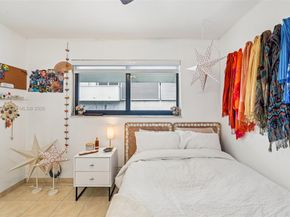 1901 NW S River Dr 16B, Miami FL 33125