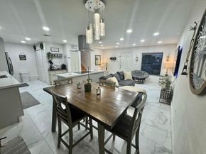 5685 NW 194th Ln, Miami Gardens FL 33055