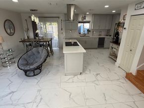 5685 NW 194th Ln, Miami Gardens FL 33055