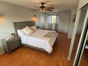 5685 NW 194th Ln, Miami Gardens FL 33055