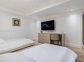 2301 Collins Ave 1432, Miami Beach FL 33139