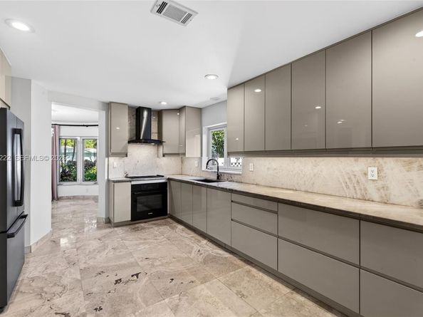 3414 Norfolk St, Pompano Beach FL 33062