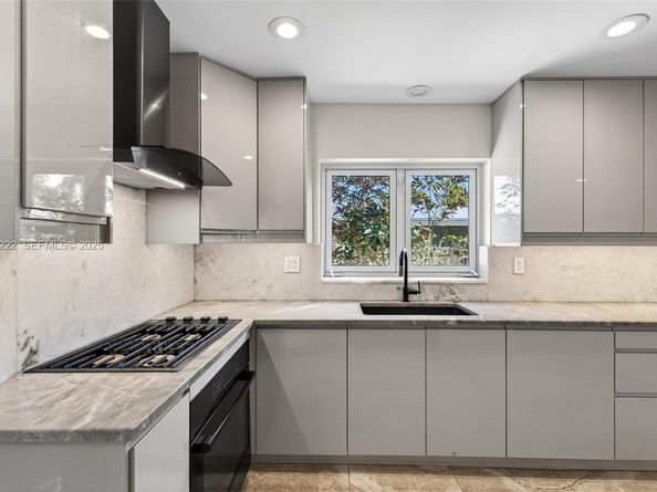 3414 Norfolk St, Pompano Beach FL 33062