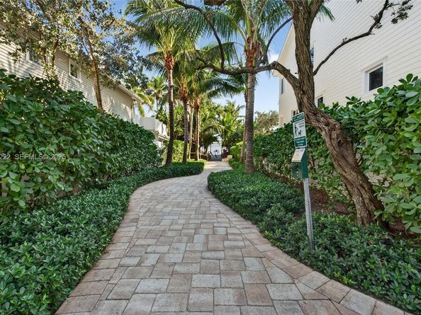 3414 Norfolk St, Pompano Beach FL 33062