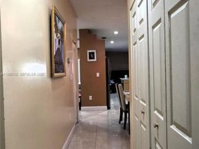 5769 NW 99th Ave, Doral FL 33178